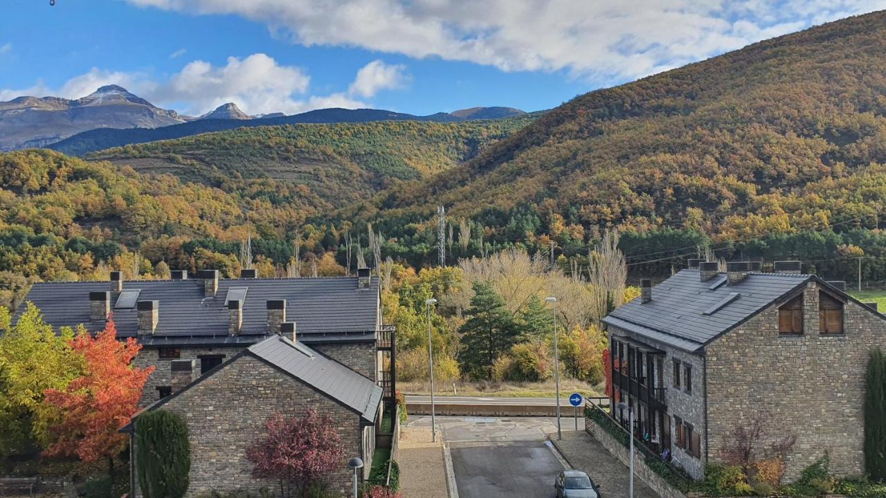 Fabuloso Apartamento Con Vistas A La Montana El Abedul Luga 23 Castiello De Jaca Buitenkant foto